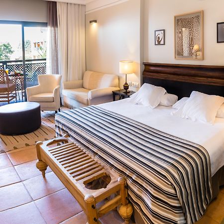Vincci Seleccion Estrella Del Mar Otel Marbella Dış mekan fotoğraf A room at the hotel