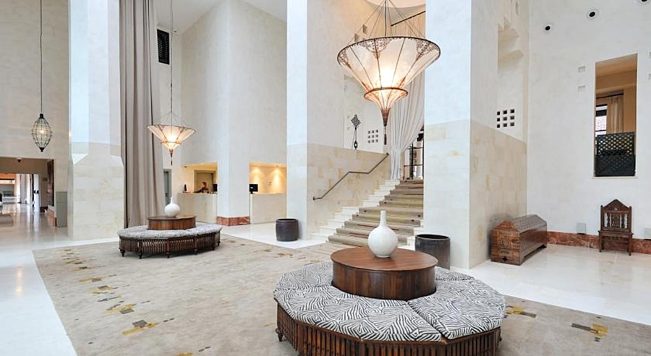 Vincci Seleccion Estrella Del Mar Otel Marbella İç mekan fotoğraf The lobby of the hotel