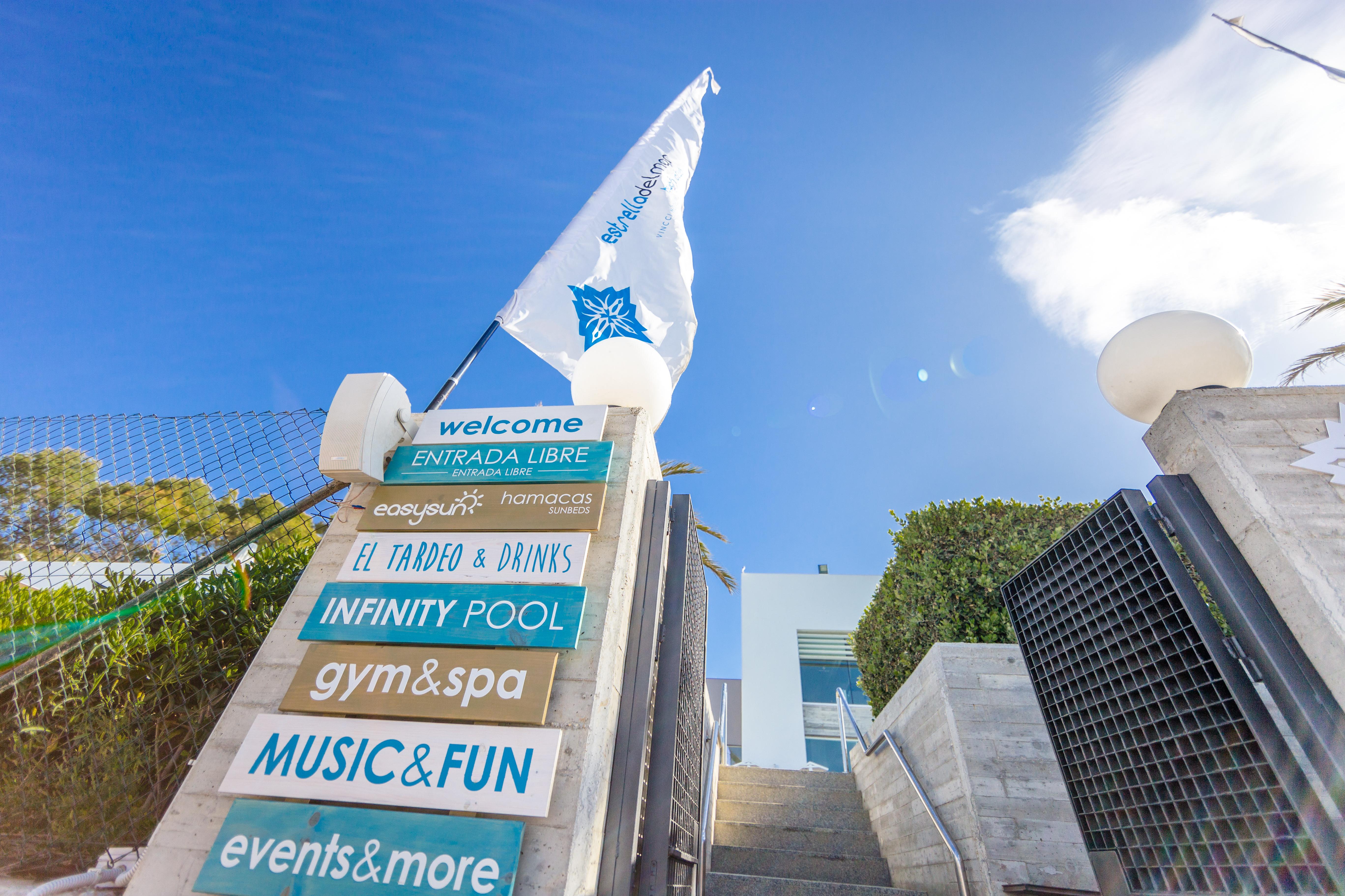 Vincci Seleccion Estrella Del Mar Otel Marbella Dış mekan fotoğraf Entrance to the complex