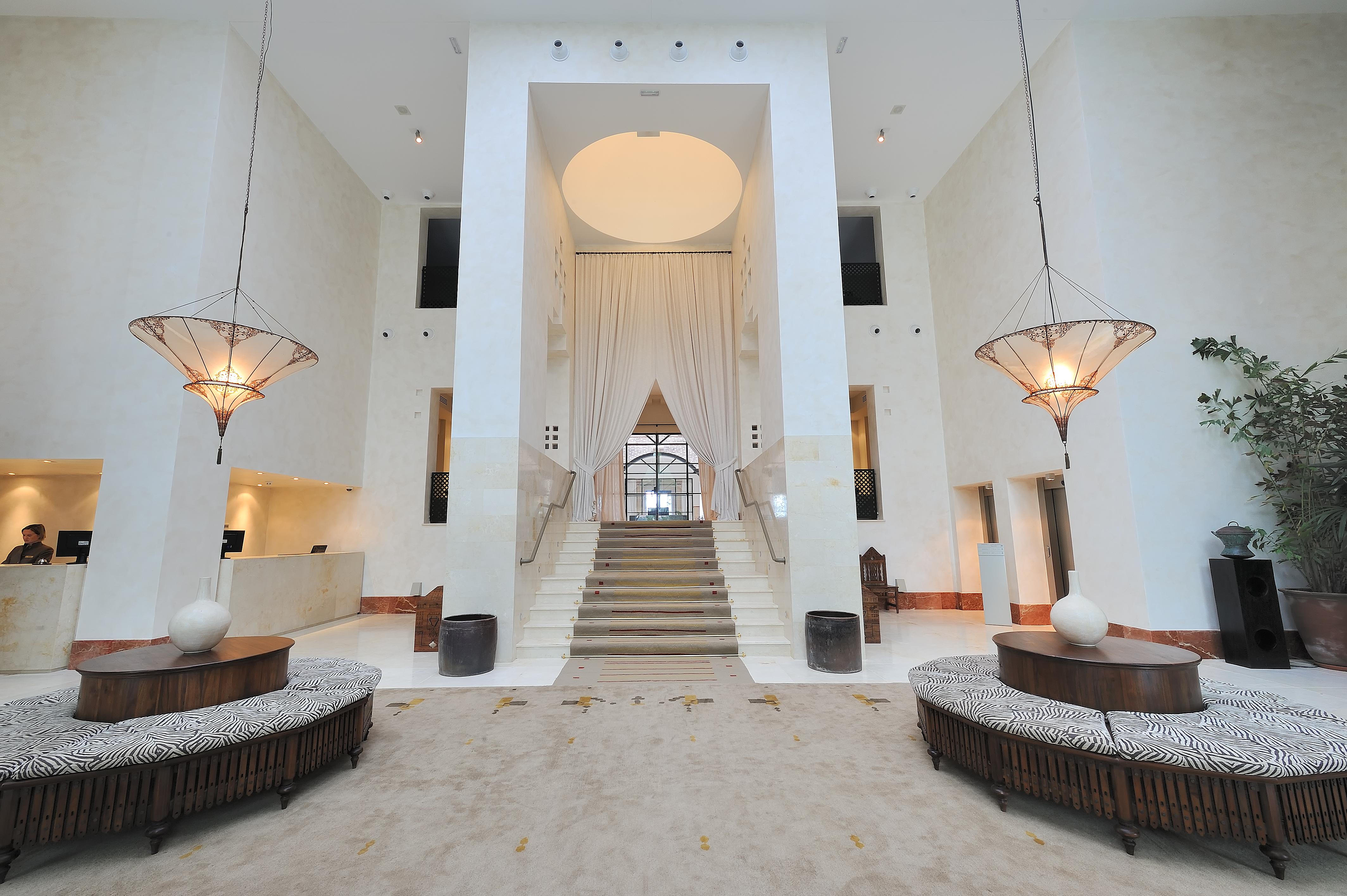 Vincci Seleccion Estrella Del Mar Otel Marbella İç mekan fotoğraf The lobby of the hotel